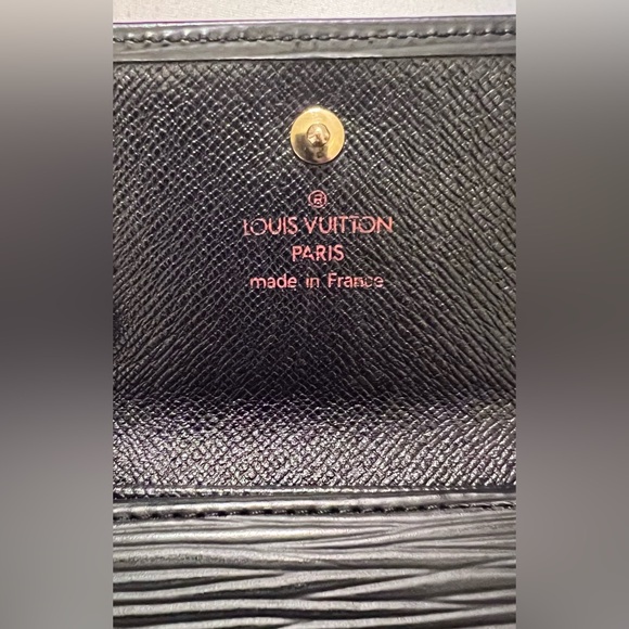 (Sold) Louis Vuitton Epi Leather Black Tri-Fold Wallet, Authentic - Picture 5 of 11